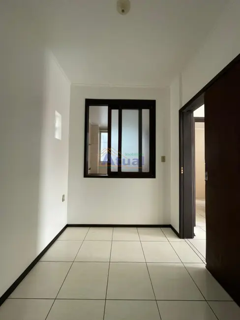 Foto 9 de Apartamento com 2 quartos para alugar em Centro, Santo Angelo - RS