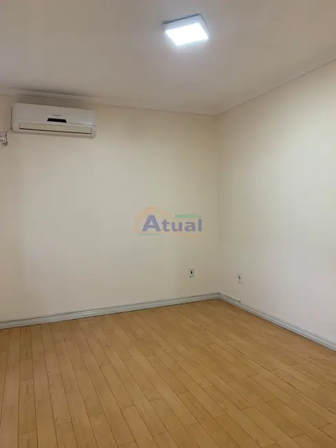 Foto 7 de Apartamento com 3 quartos para alugar em Centro, Santo Angelo - RS