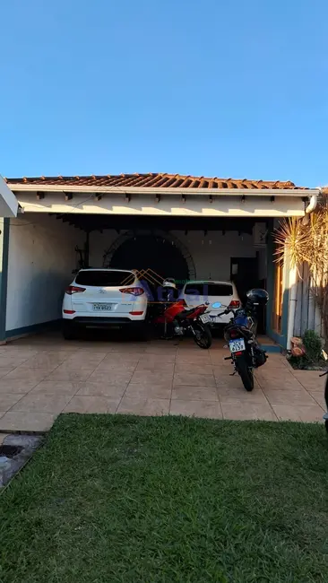 Foto 5 de Casa com 3 quartos à venda, 220m2 em Paraíso, Santo Angelo - RS