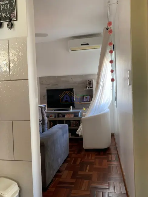 Foto 2 de Apartamento com 2 quartos à venda, 40m2 em COHAB, Santo Angelo - RS