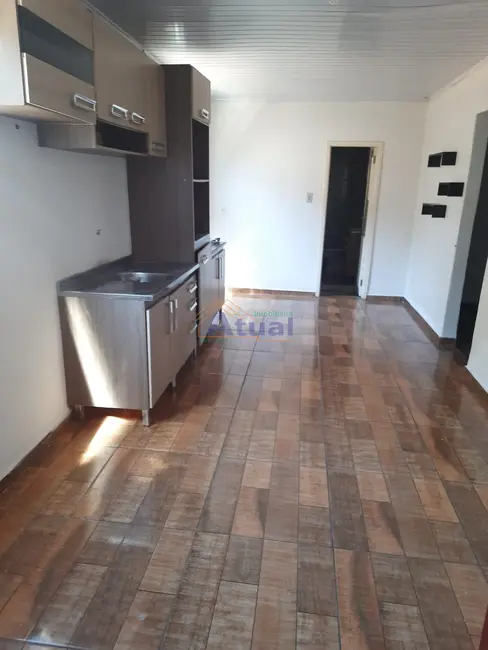 Foto 8 de Casa com 2 quartos para alugar em Jardim das Palmeiras, Santo Angelo - RS