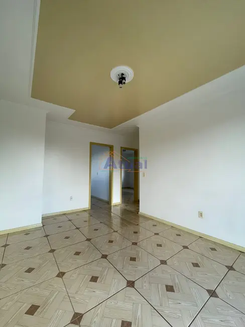 Foto 2 de Apartamento com 2 quartos para alugar em Santo Angelo - RS