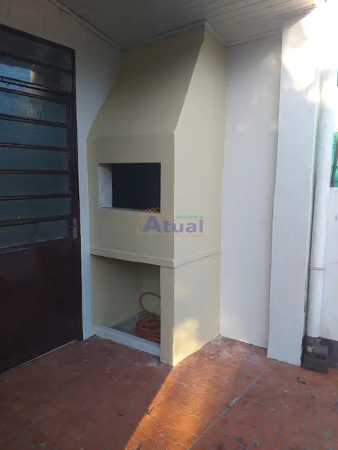 Foto 9 de Casa com 2 quartos à venda e para alugar, 168m2 em Centro, Santo Angelo - RS