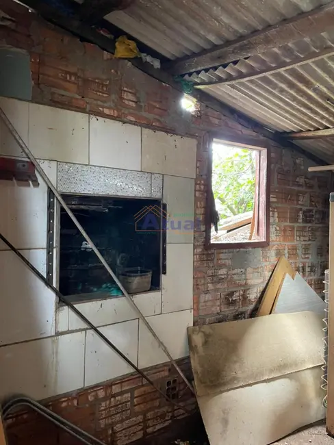 Foto 8 de Casa com 2 quartos para alugar em Mário Pilau, Santo Angelo - RS