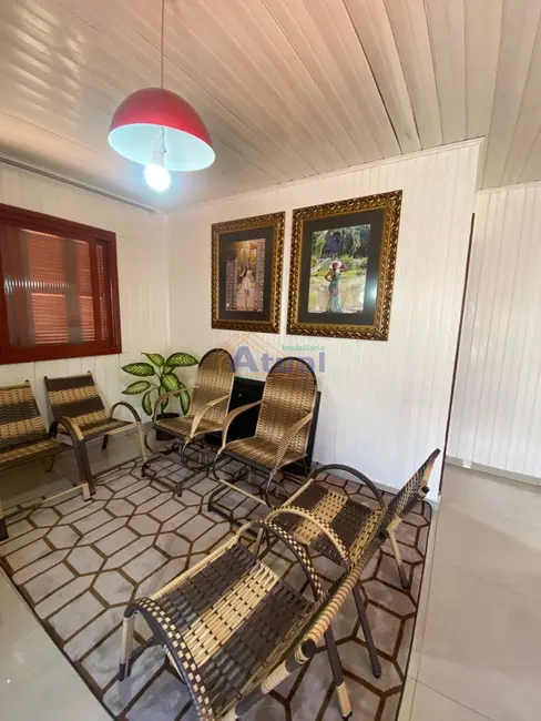 Foto 3 de Casa com 3 quartos à venda, 160m2 em Centro, Santo Angelo - RS