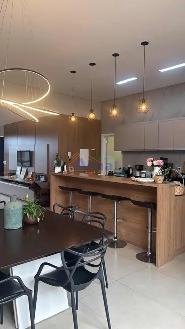 Foto 8 de Casa com 2 quartos à venda, 162m2 em Santo Angelo - RS