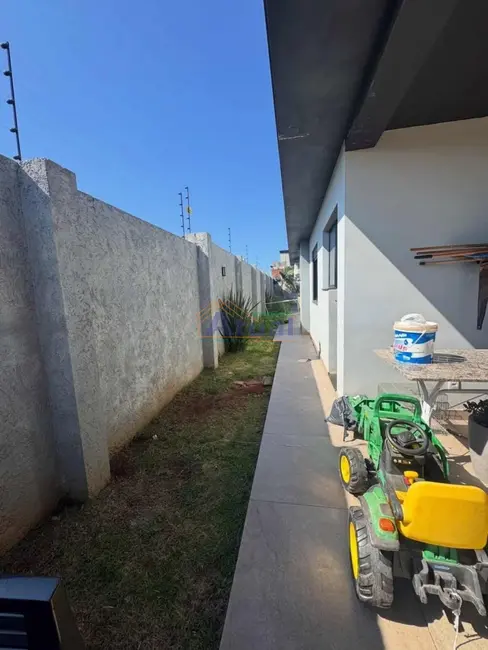 Foto 4 de Casa com 2 quartos à venda, 162m2 em Santo Angelo - RS