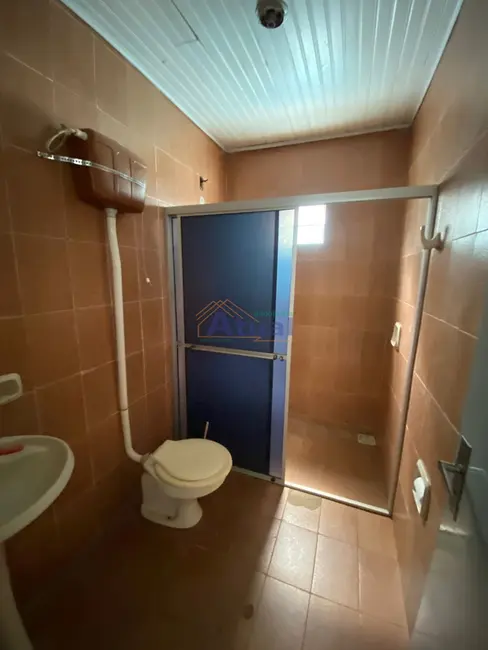 Foto 8 de Casa com 2 quartos à venda e para alugar, 142m2 em Centro, Santo Angelo - RS