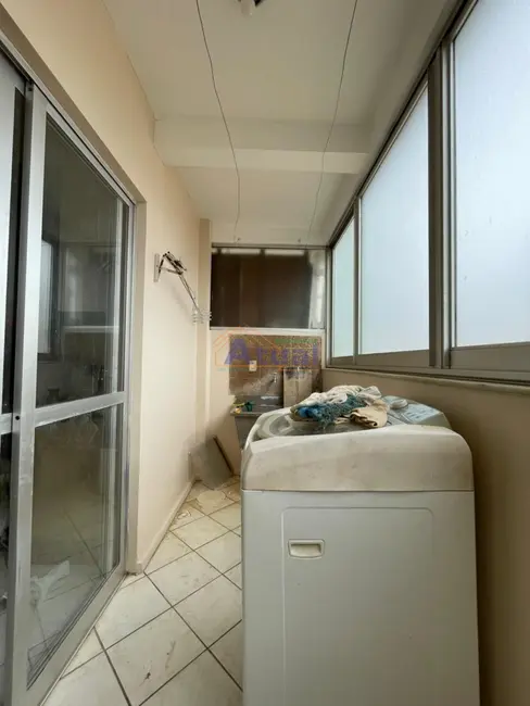 Foto 8 de Apartamento com 3 quartos para alugar, 132m2 em Centro, Santo Angelo - RS