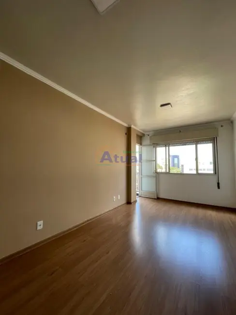 Foto 5 de Apartamento com 3 quartos à venda e para alugar em Centro, Santo Angelo - RS