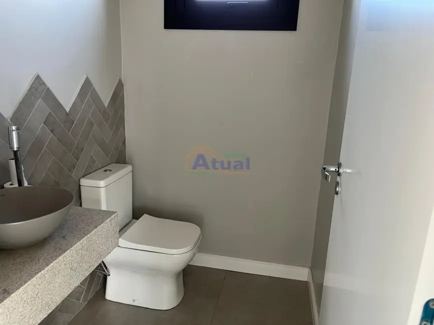 Foto 7 de Casa com 3 quartos à venda, 177m2 em Santo Angelo - RS