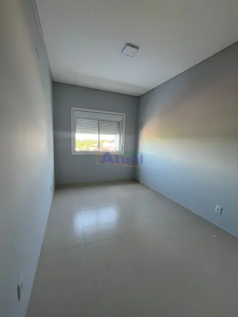 Foto 6 de Apartamento com 2 quartos à venda, 64m2 em Aguiar, Santo Angelo - RS