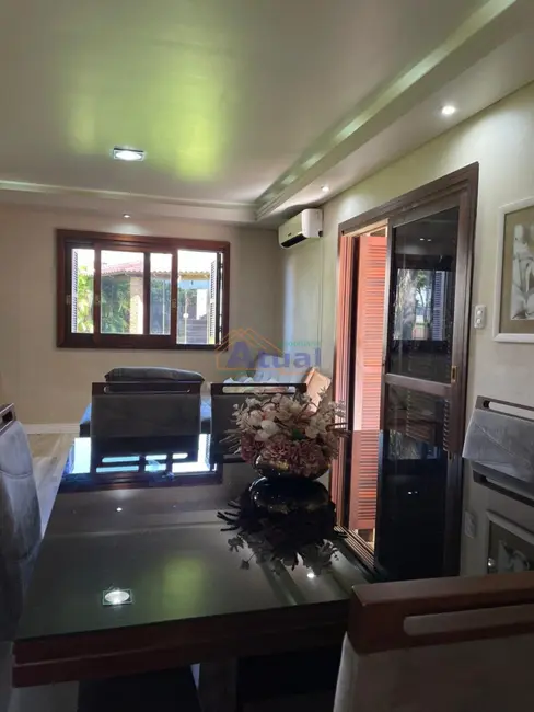 Foto 5 de Casa com 3 quartos à venda e para alugar, 225m2 em Centro, Santo Angelo - RS