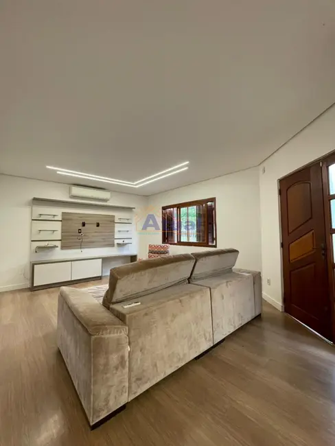 Foto 4 de Casa com 2 quartos para alugar em Centro, Santo Angelo - RS