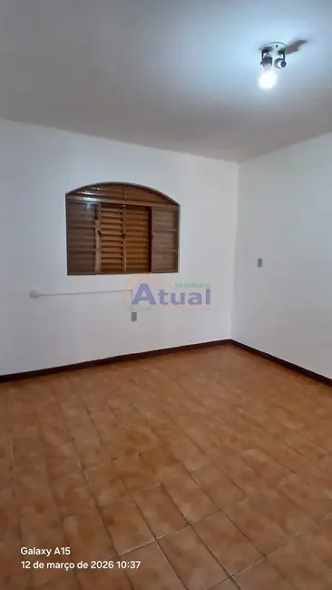 Foto 4 de Casa com 3 quartos para alugar em Pascotini, Santo Angelo - RS
