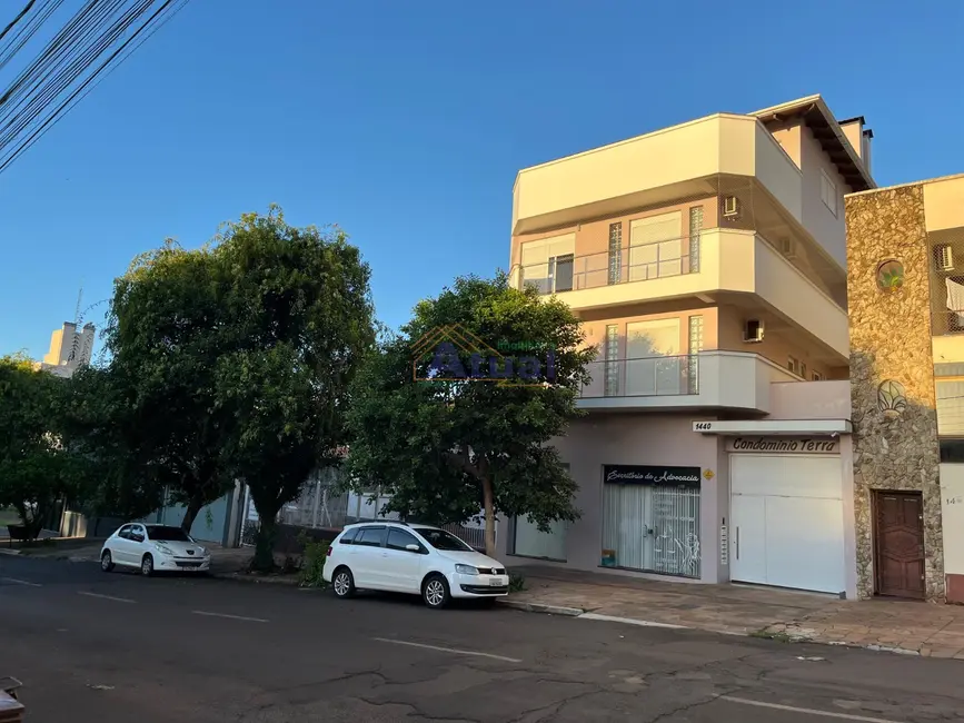 Foto 1 de Apartamento com 2 quartos à venda, 102m2 em Centro, Santo Angelo - RS