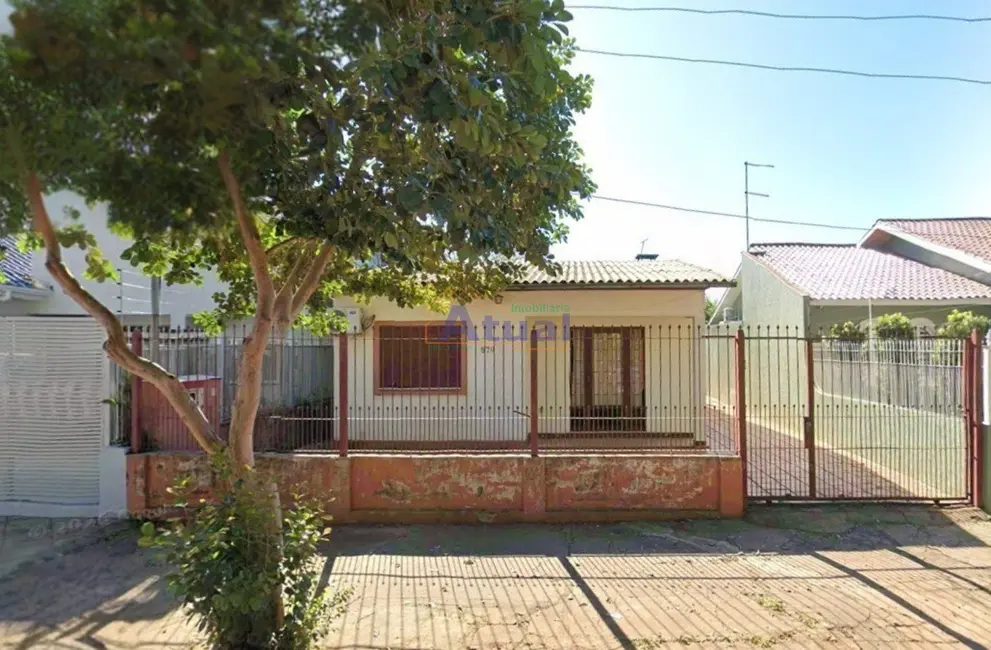 Foto 1 de Casa com 2 quartos para alugar em Centro, Santo Angelo - RS