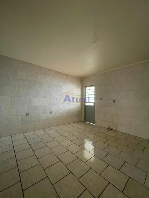 Foto 4 de Apartamento com 3 quartos para alugar em Centro, Santo Angelo - RS