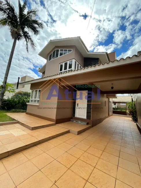 Foto 2 de Casa com 4 quartos à venda e para alugar, 284m2 em Centro, Santo Angelo - RS