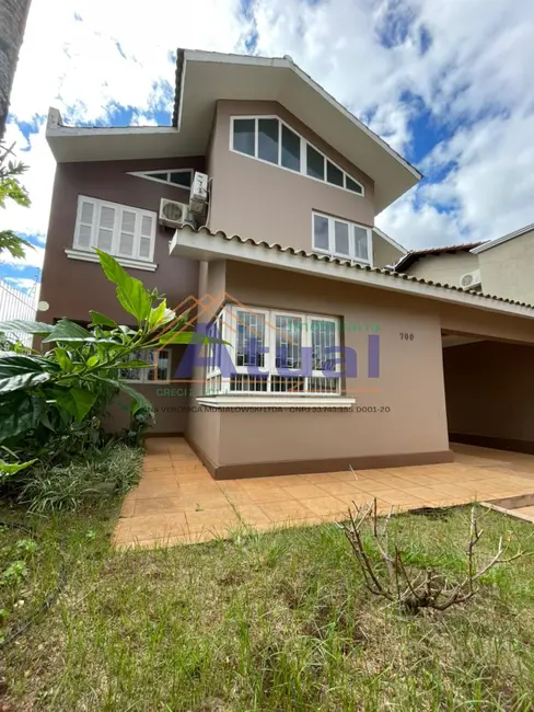 Foto 1 de Casa com 4 quartos à venda e para alugar, 284m2 em Centro, Santo Angelo - RS