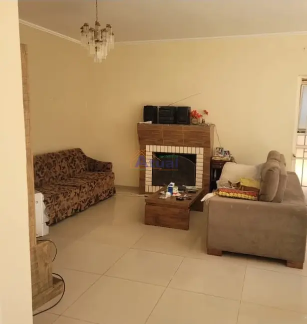 Foto 6 de Casa com 4 quartos à venda e para alugar, 284m2 em Centro, Santo Angelo - RS