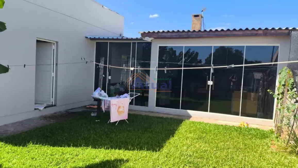 Casa com 2 quartos à venda, 109m2 em Santo Angelo - RS - imagem 2 Foto 2 de Casa com 2 quartos à venda, 109m2 em Santo Angelo - RS