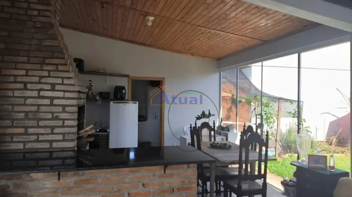 Casa com 2 quartos à venda, 109m2 em Santo Angelo - RS - imagem 3 Foto 3 de Casa com 2 quartos à venda, 109m2 em Santo Angelo - RS