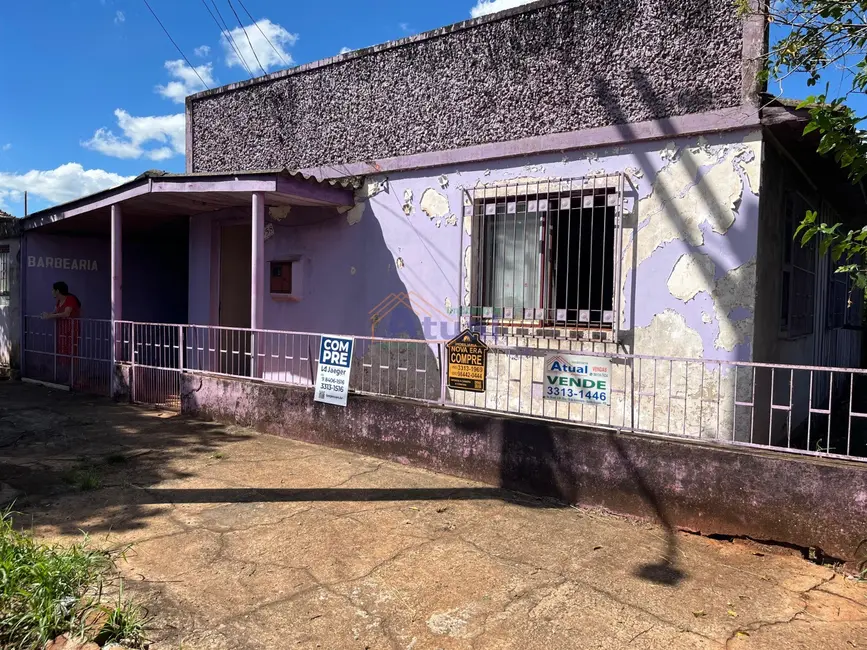 Foto 1 de Casa com 2 quartos à venda, 143m2 em Centro, Santo Angelo - RS