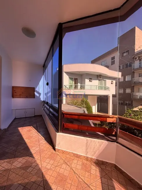 Foto 3 de Apartamento com 3 quartos para alugar em Centro, Santo Angelo - RS