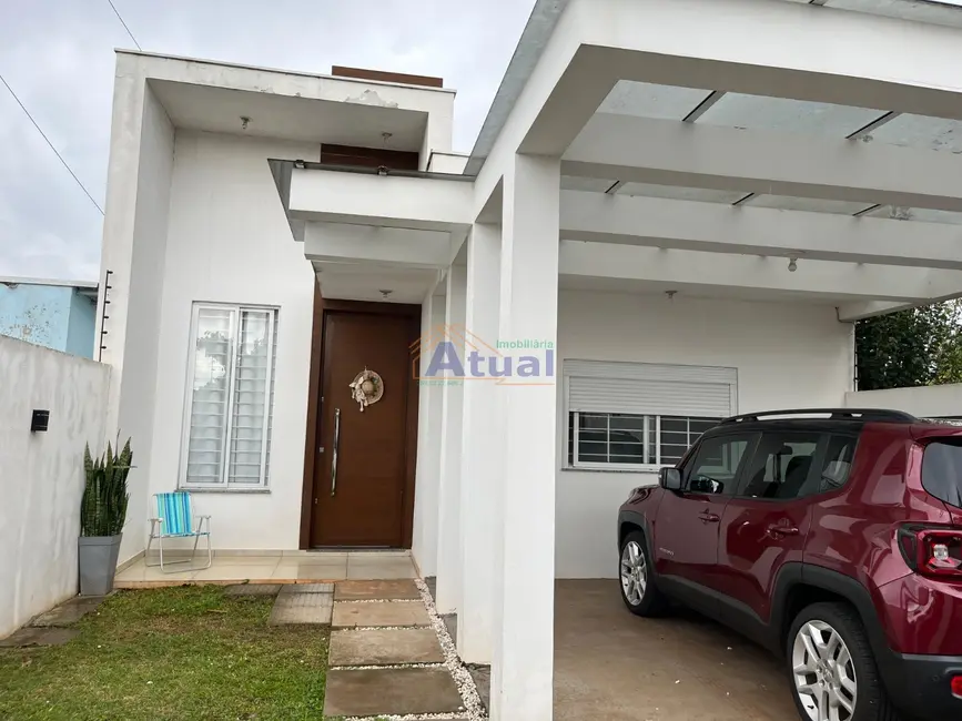 Foto 1 de Casa com 2 quartos à venda e para alugar, 144m2 em Pippi, Santo Angelo - RS