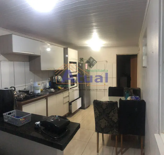 Foto 2 de Casa com 2 quartos à venda, 90m2 em Santo Angelo - RS