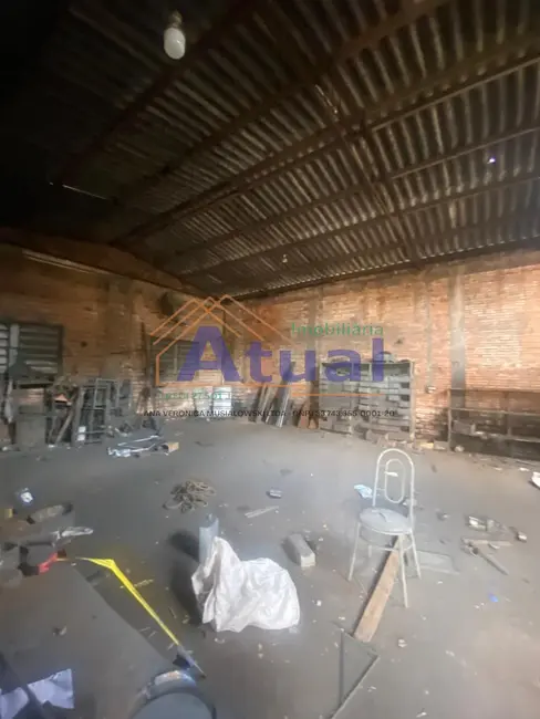 Foto 4 de Terreno / Lote à venda e para alugar, 150m2 em Centro, Santo Angelo - RS