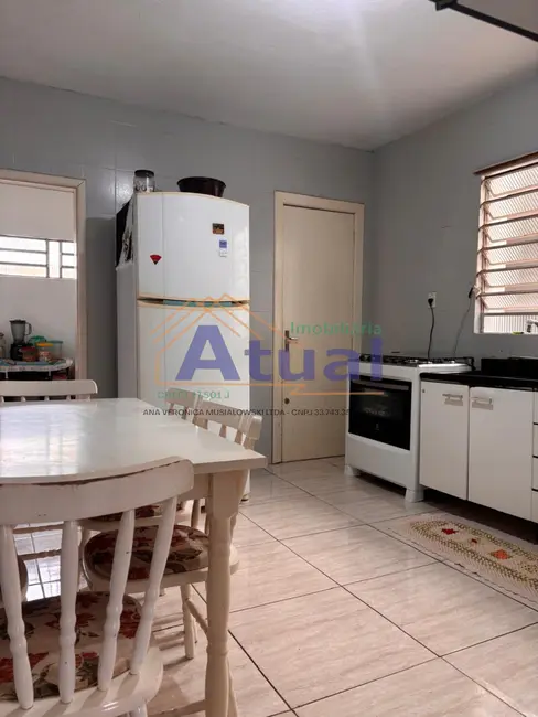 Foto 4 de Casa com 2 quartos à venda, 144m2 em Santo Angelo - RS