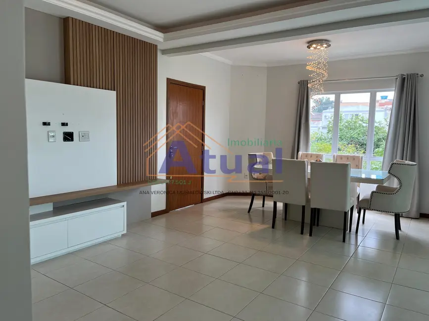 Foto 2 de Apartamento com 2 quartos para alugar, 110m2 em Centro, Santo Angelo - RS