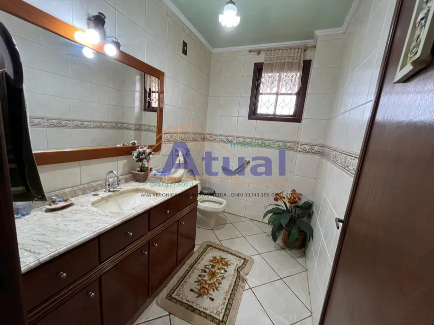 Foto 7 de Casa com 4 quartos à venda, 363m2 em Santo Angelo - RS