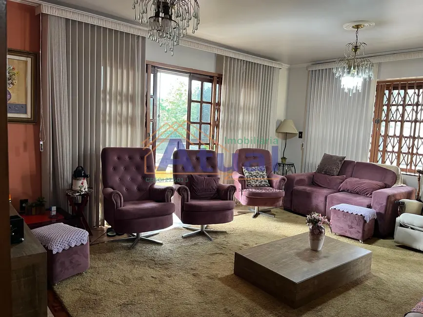 Foto 1 de Casa com 4 quartos à venda, 363m2 em Santo Angelo - RS