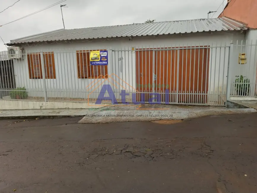 Foto 1 de Casa com 2 quartos à venda, 94m2 em Santo Angelo - RS