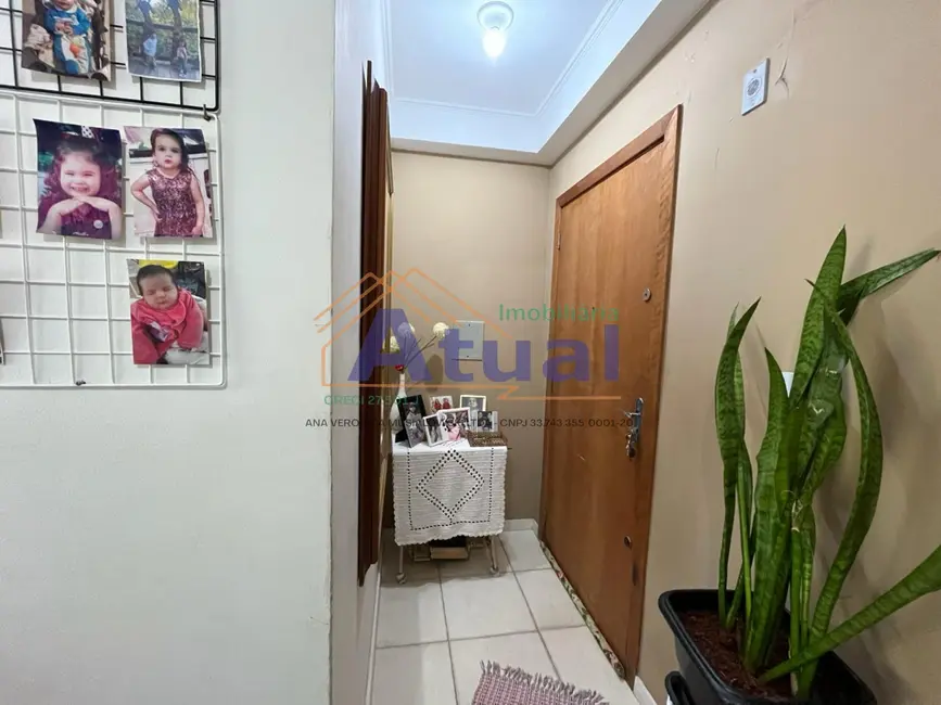 Foto 4 de Apartamento com 2 quartos à venda, 52m2 em Centro, Santo Angelo - RS