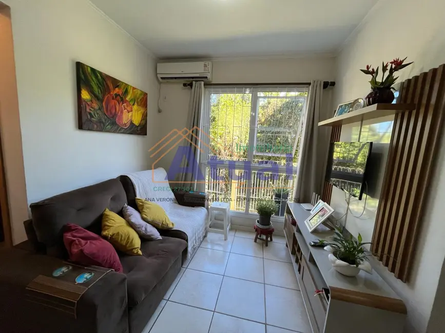 Foto 2 de Apartamento com 2 quartos à venda, 52m2 em Centro, Santo Angelo - RS