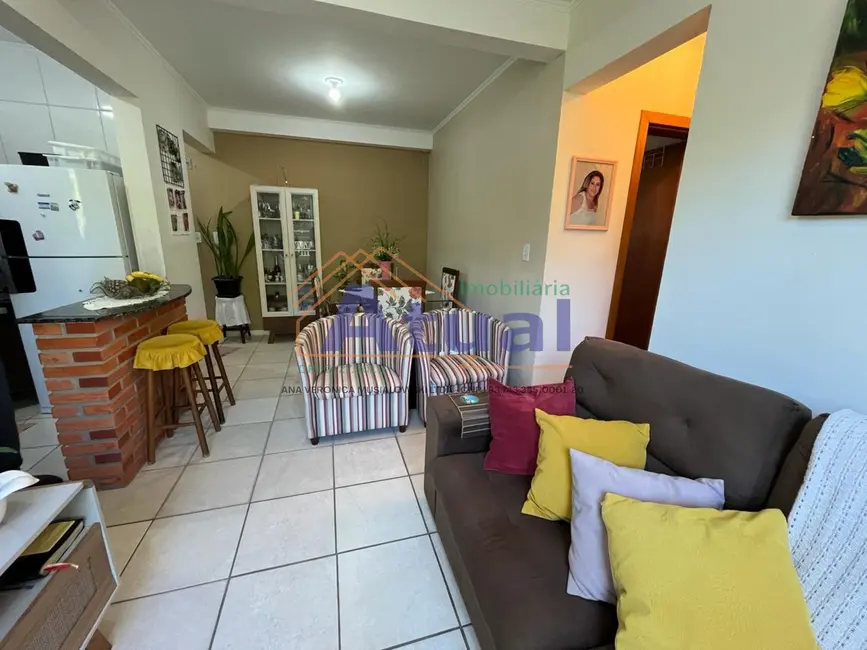 Foto 9 de Apartamento com 2 quartos à venda, 52m2 em Centro, Santo Angelo - RS
