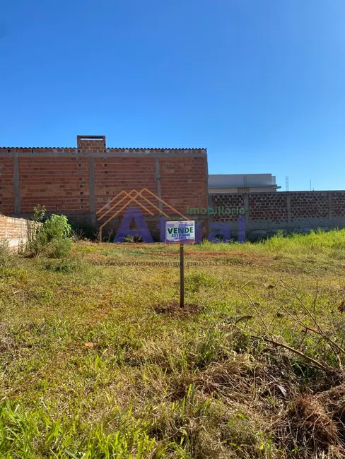 Foto 1 de Terreno / Lote à venda, 270m2 em Mário Pilau, Santo Angelo - RS