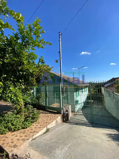 Foto 2 de Casa com 3 quartos à venda, 92m2 em Centro, Santo Angelo - RS