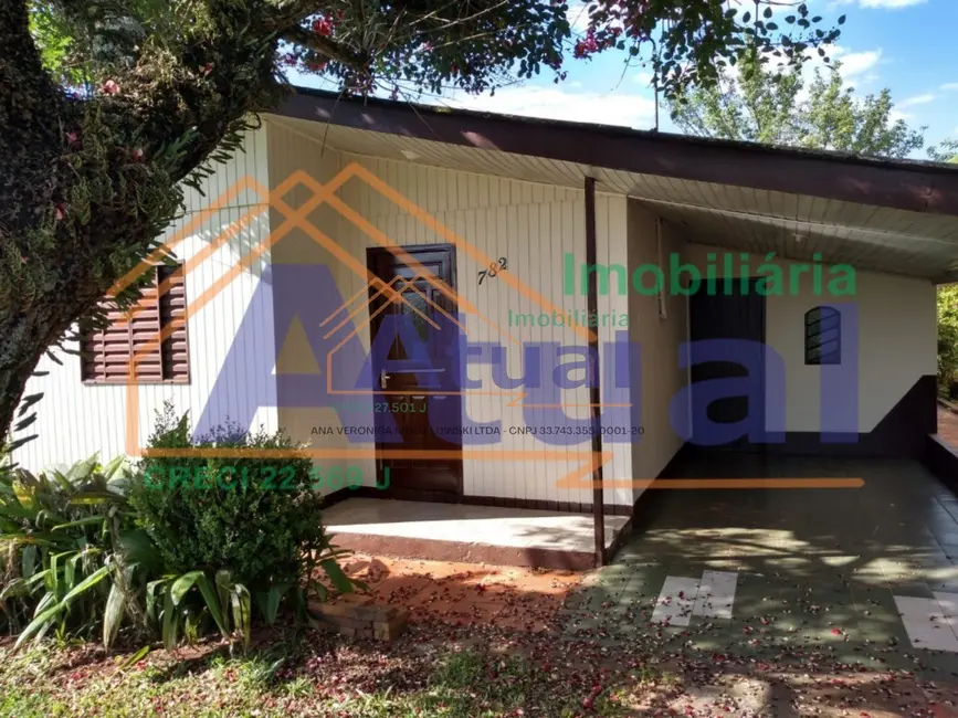 Foto 2 de Casa com 3 quartos para alugar, 10m2 em Pippi, Santo Angelo - RS