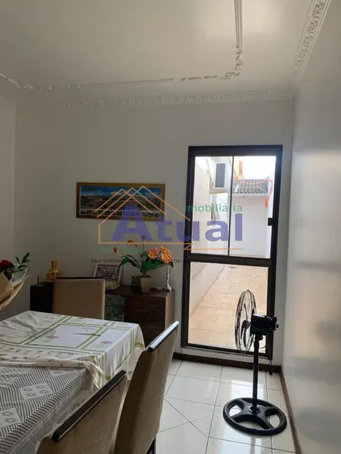 Casa com 3 quartos para alugar em Centro, Santo Angelo - RS - imagem 6 Foto 6 de Casa com 3 quartos para alugar em Centro, Santo Angelo - RS