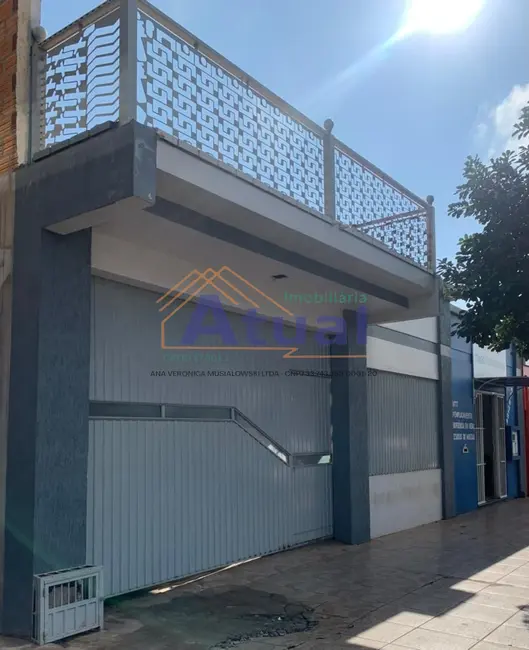 Casa com 3 quartos para alugar em Centro, Santo Angelo - RS - imagem 1 Foto 1 de Casa com 3 quartos para alugar em Centro, Santo Angelo - RS