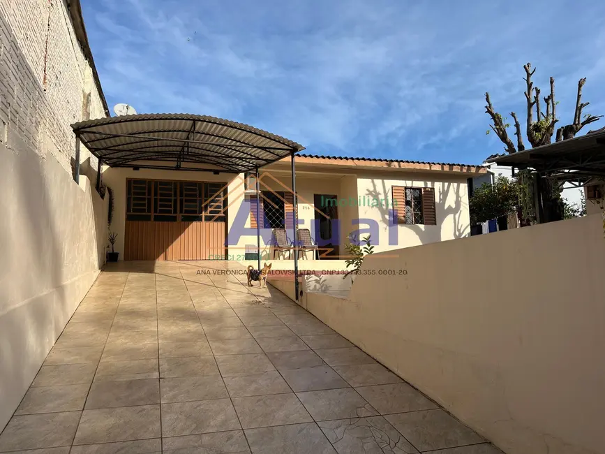 Casa com 3 quartos à venda, 154m2 em Sobuski, Santo Angelo - RS - imagem 1 Foto 1 de Casa com 3 quartos à venda, 154m2 em Sobuski, Santo Angelo - RS