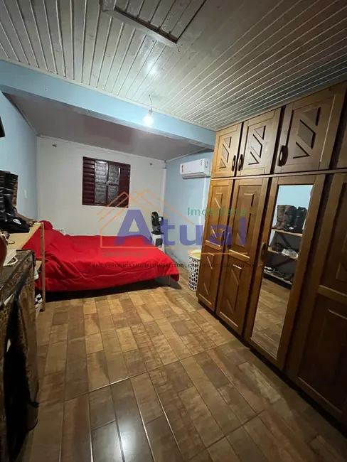 Foto 8 de Casa com 2 quartos à venda, 127m2 em Santo Angelo - RS