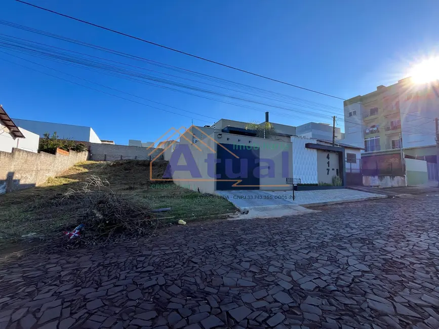 Foto 1 de Terreno / Lote à venda, 312m2 em Aguiar, Santo Angelo - RS