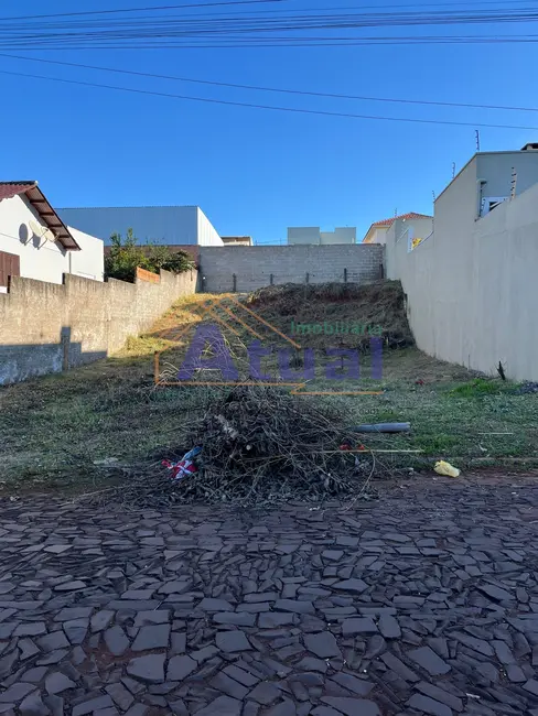 Foto 2 de Terreno / Lote à venda, 312m2 em Aguiar, Santo Angelo - RS