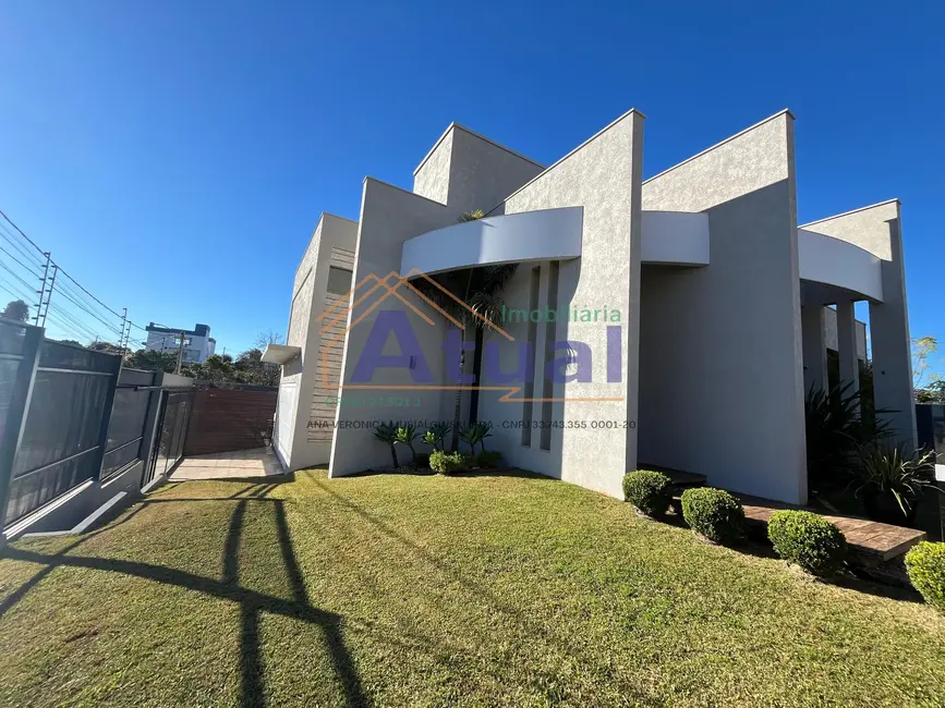 Foto 1 de Casa com 3 quartos à venda, 319m2 em Centro, Santo Angelo - RS